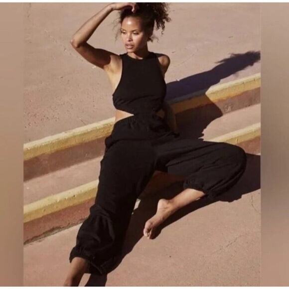 Free People Movement Take Your Best Shot Jumpsuit in Black Size Small - Picture 10 of 10